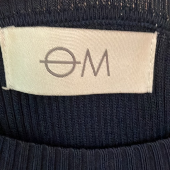 Objects without meaning dress - Picture 2 of 3